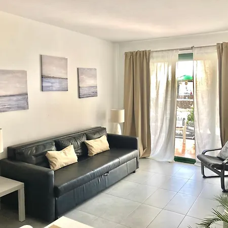 Playa De Las Cucharas Apartment Apartman *