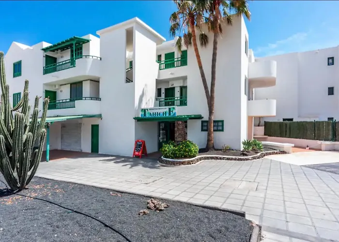 Apartamento Ground Floor With Pool, Next To The